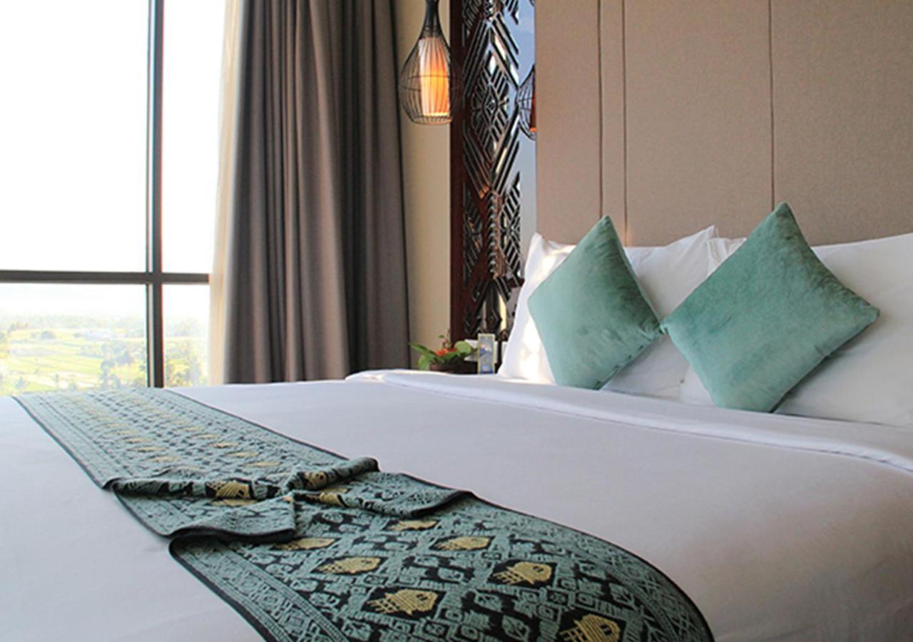 Lombok Astoria Hotel Mataram Esterno foto
